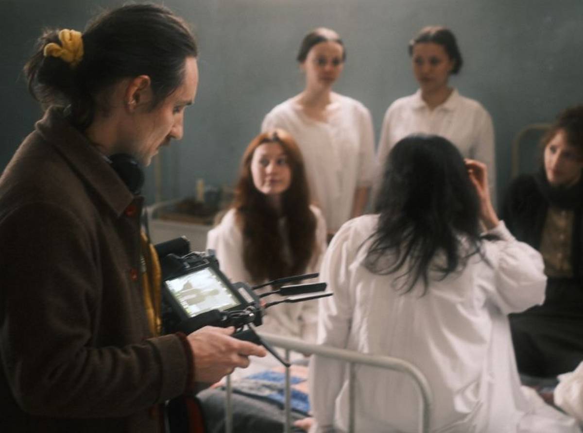Cannes Classics apre con “L’Age d’Or”: il film girato tra Torino e Agliè e conquista la Croisette